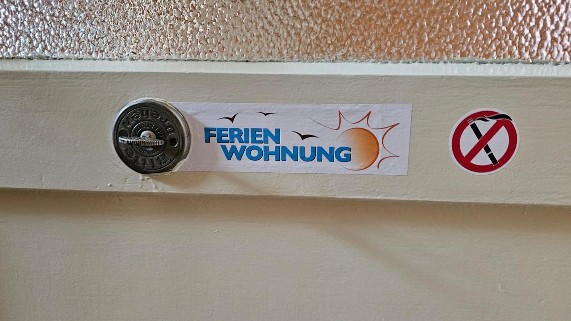 Pension Weisse Rose, Parkplatz, Fruehstueck, Wlan, Zentral Бад-Ельстер Номер фото