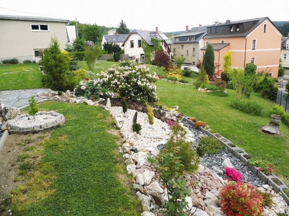 Pension Weisse Rose, Parkplatz, Fruehstueck, Wlan, Zentral Бад-Ельстер Екстер'єр фото